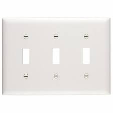 3G WHITE TOGGLE WALLPLATE THERMOPLASTIC 32073